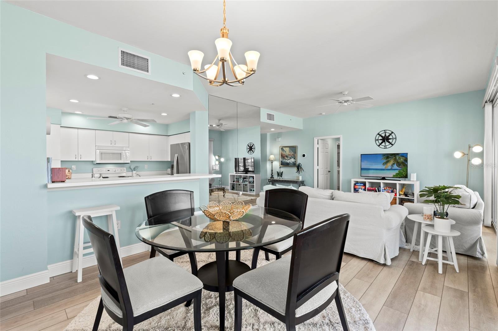 Image 9 of 54 For 2060 Matecumbe Key Road 2106