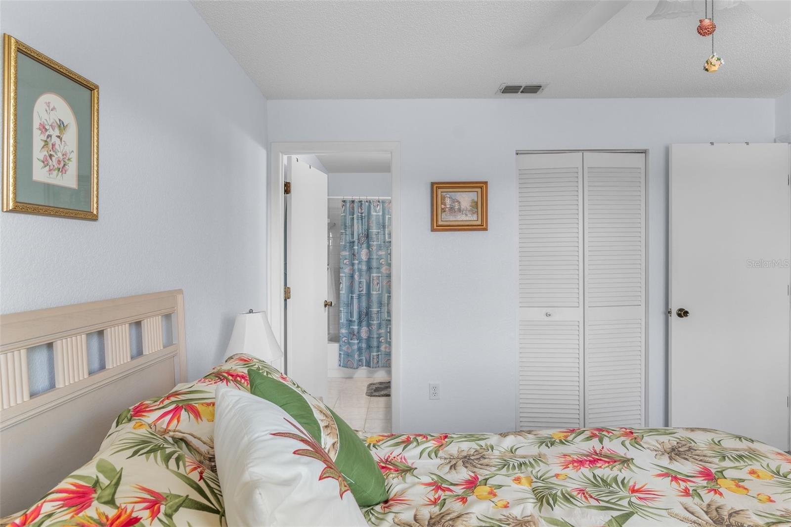 Image 16 of 38 For 25100 Sandhill Boulevard R202