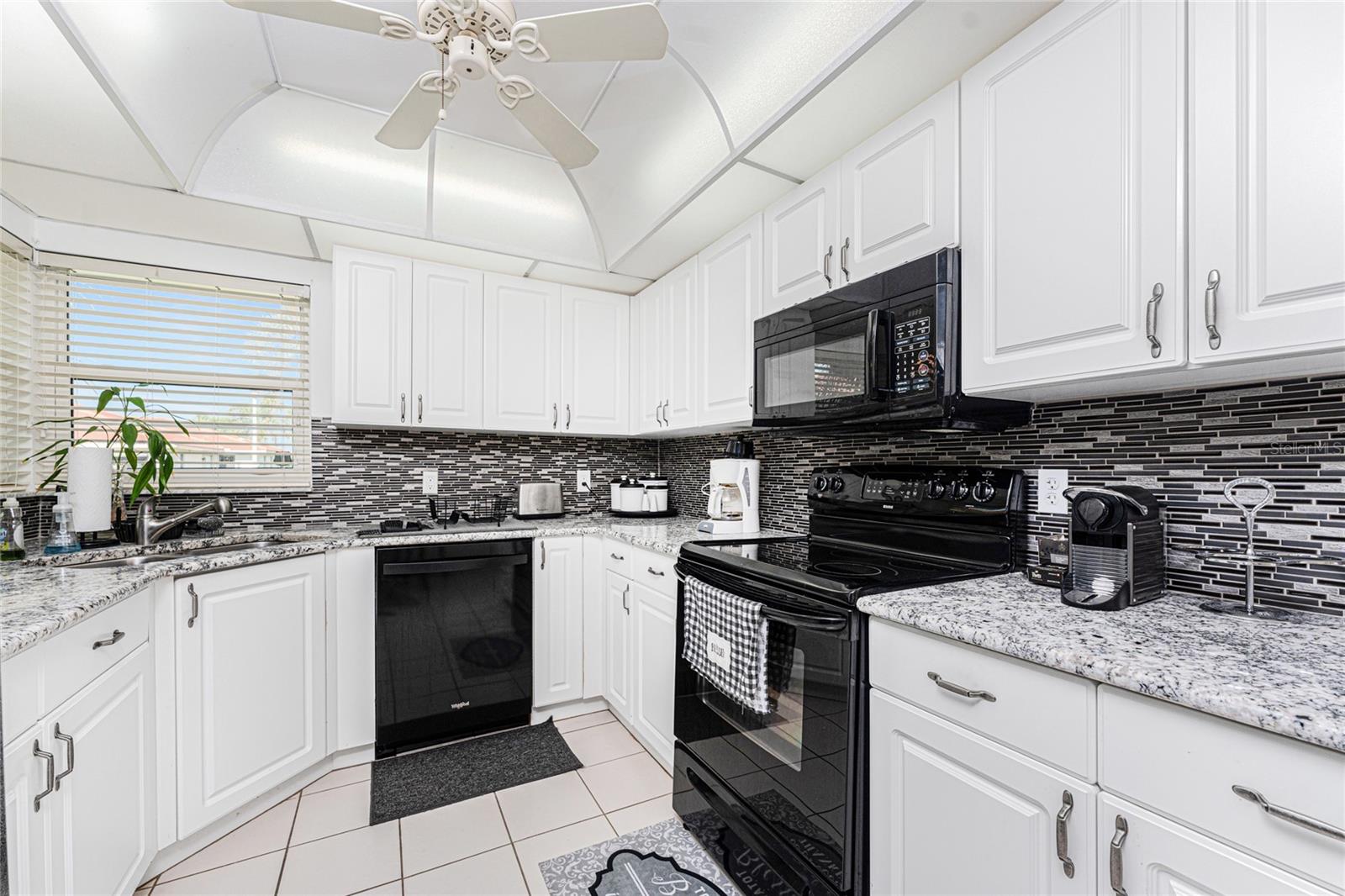 Image 14 of 55 For 11315 Essex Drive