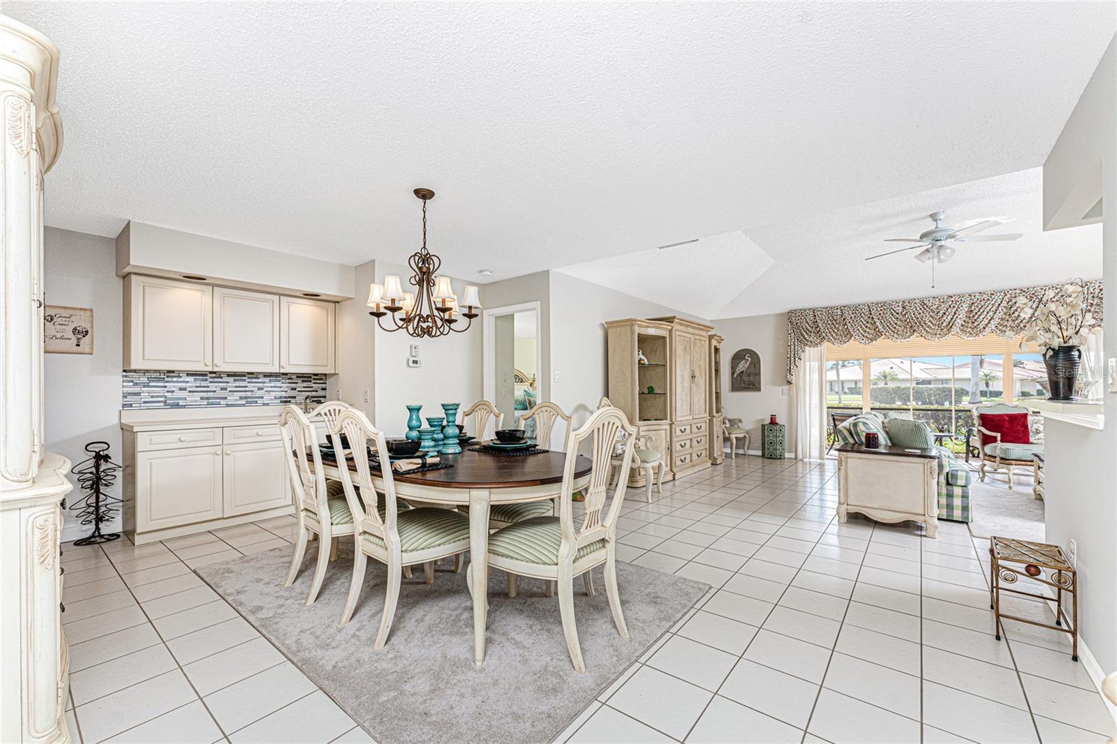 Image 7 of 55 For 11315 Essex Drive