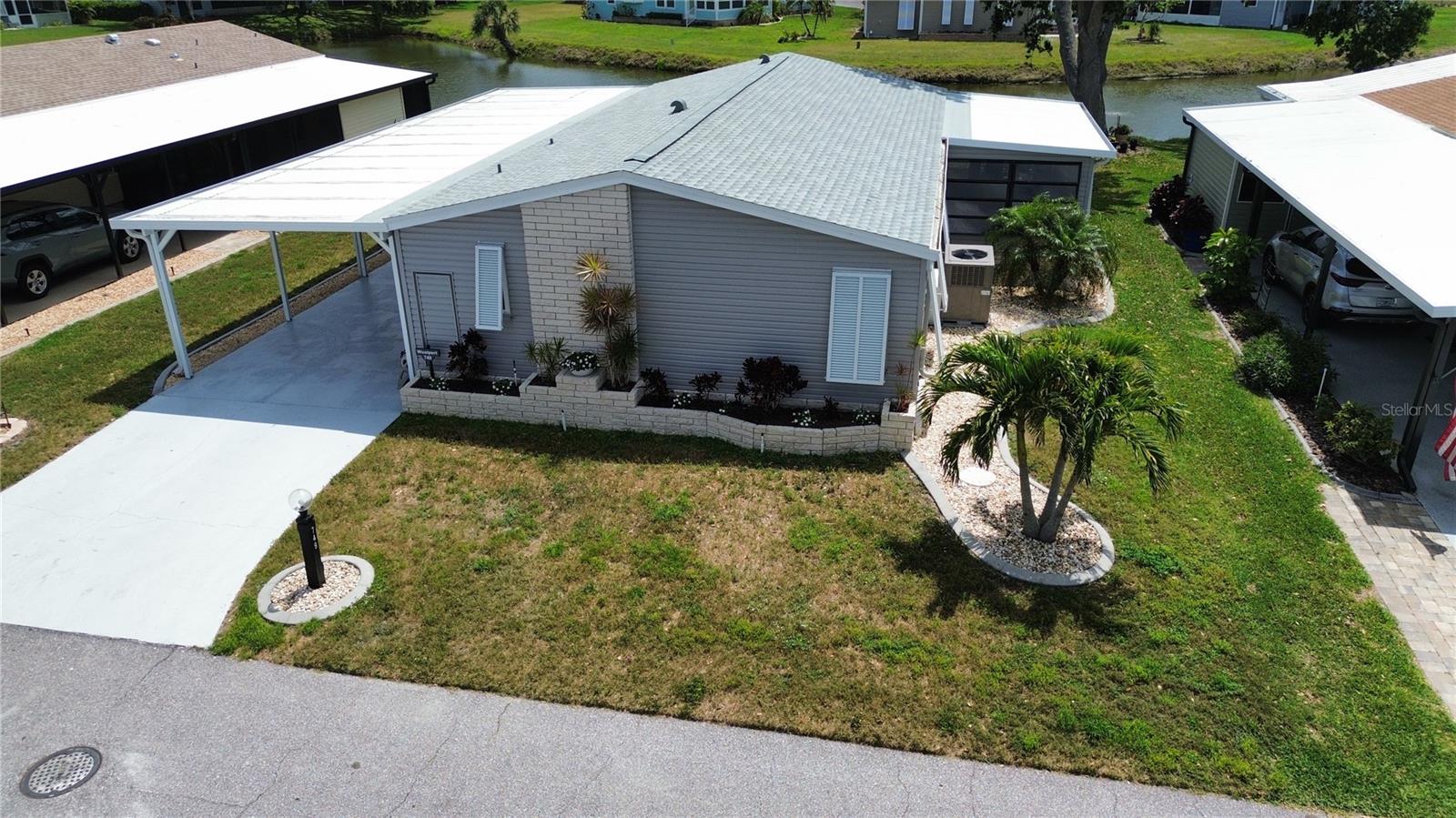 Image 43 of 63 For 749 Watersedge Street