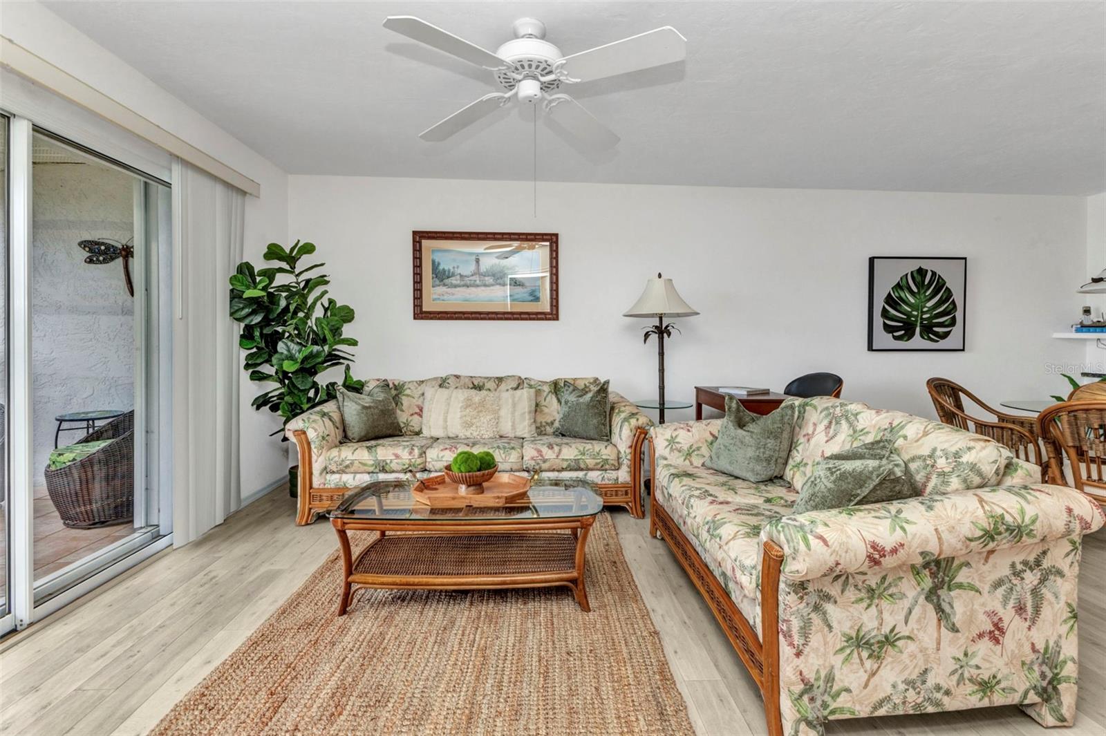 Image 14 of 42 For 12274 Egret Circle 2607