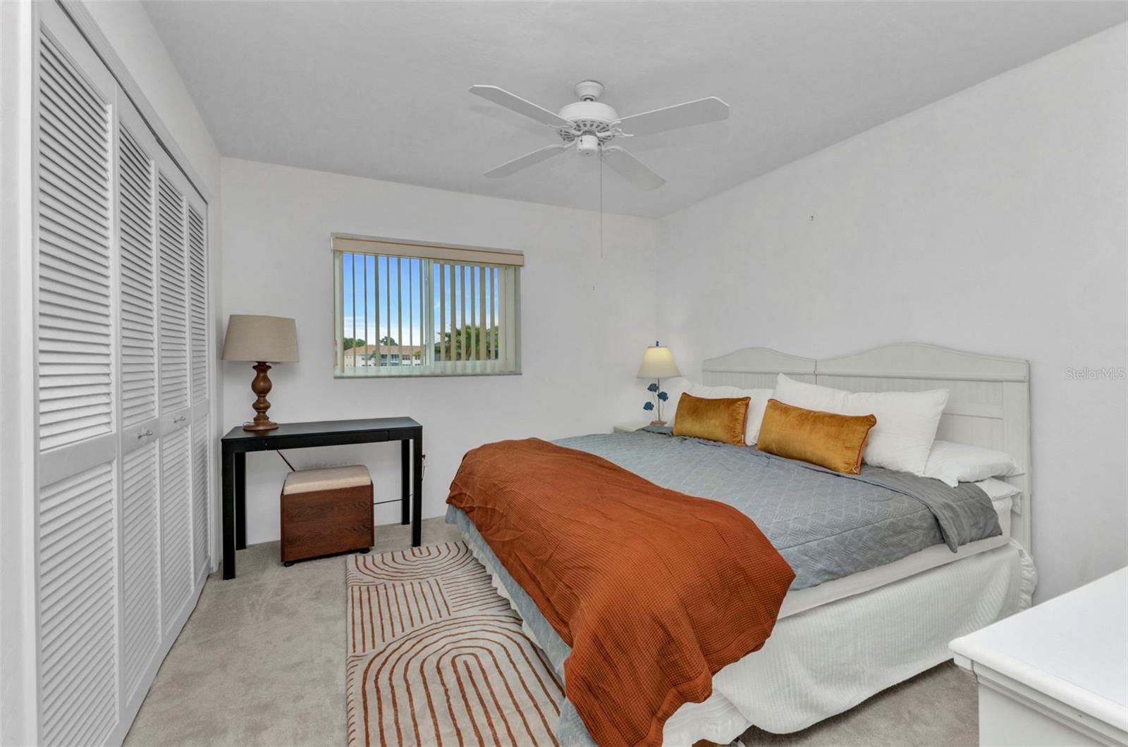 Image 21 of 42 For 12274 Egret Circle 2607