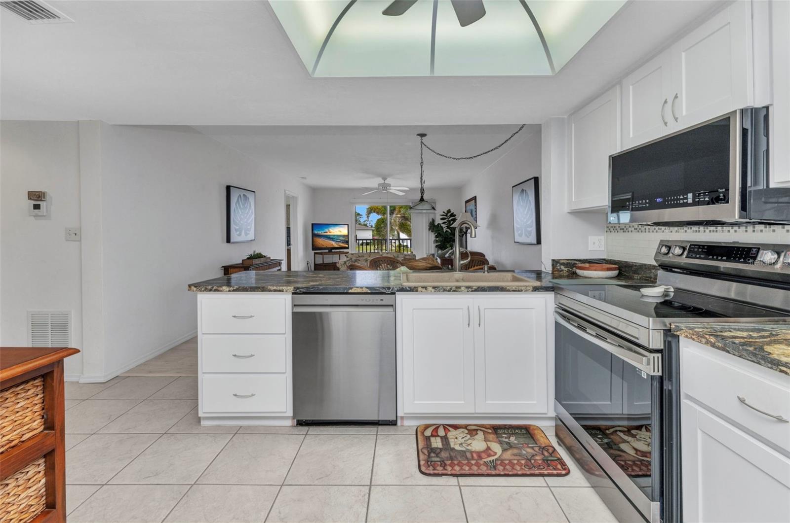 Image 9 of 42 For 12274 Egret Circle 2607
