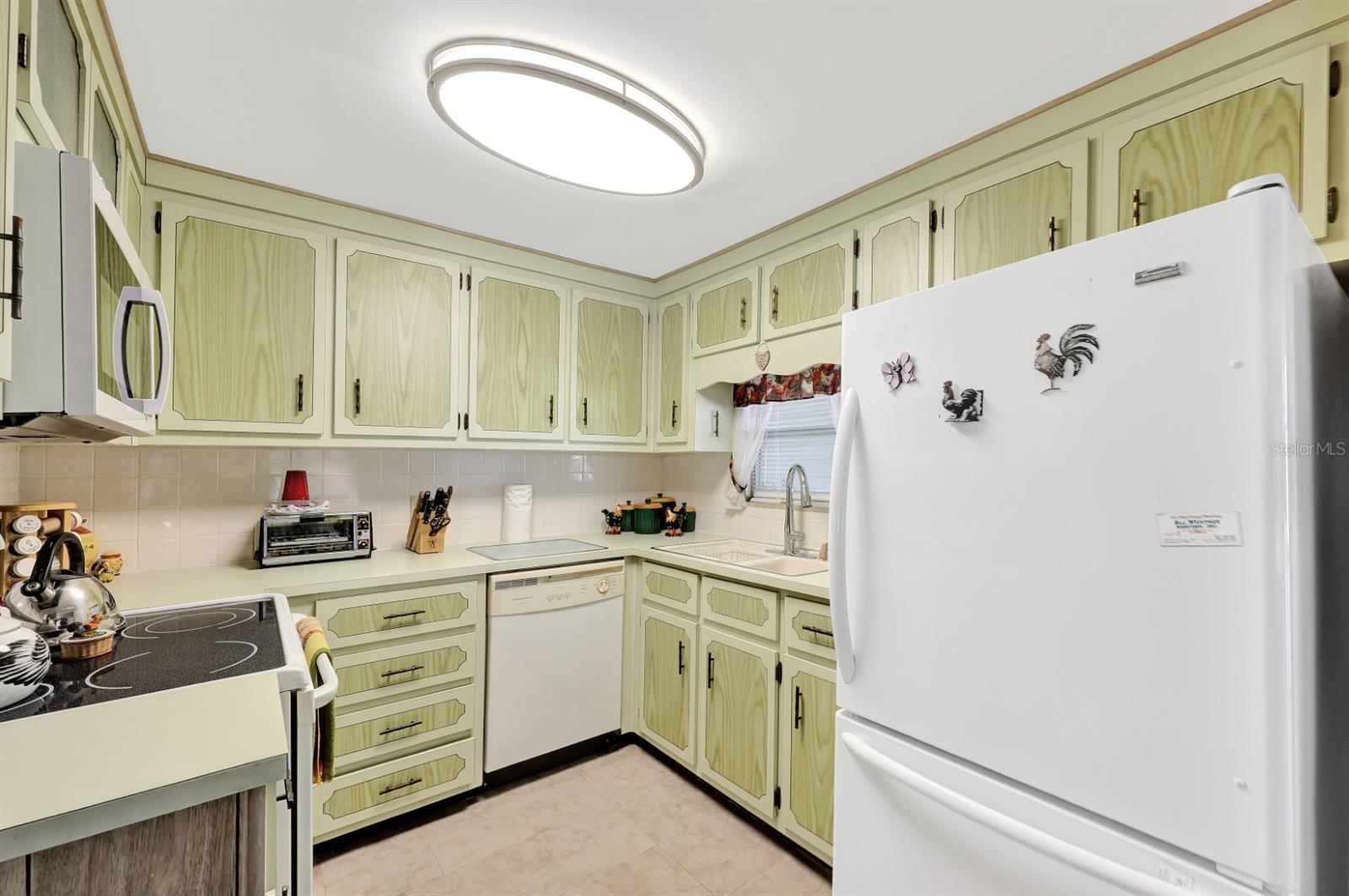 Image 15 of 92 For 2100 Kings Highway 288