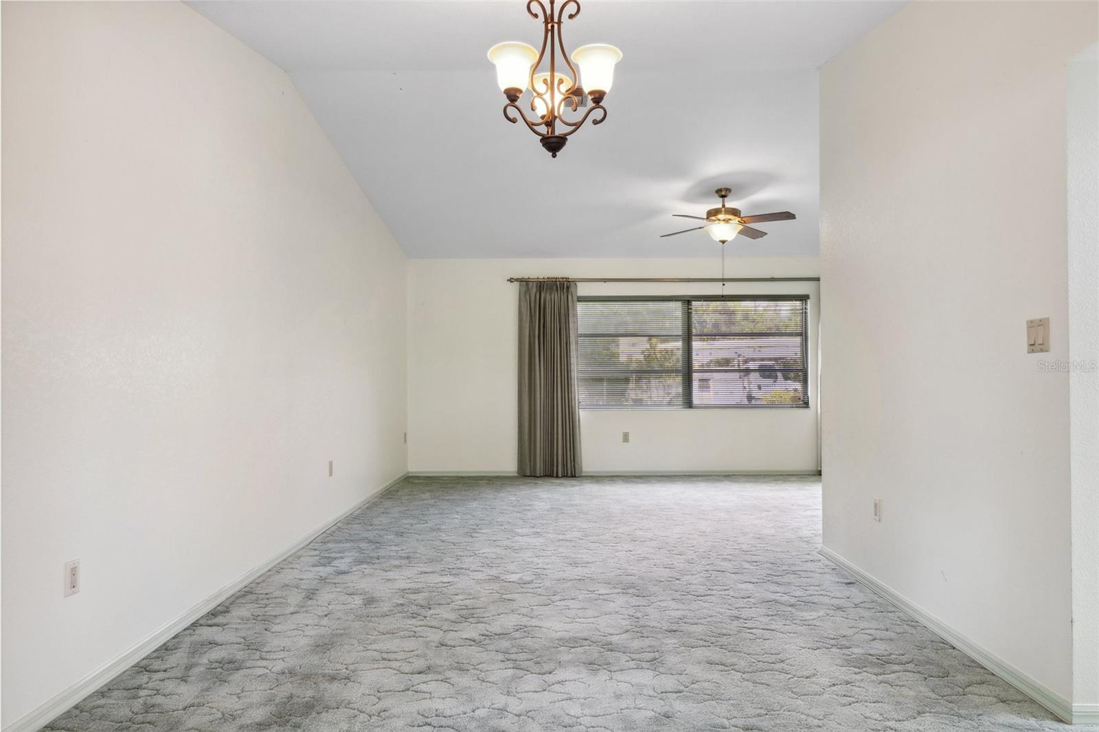 Image 33 of 52 For 2192 Hyatt Drive