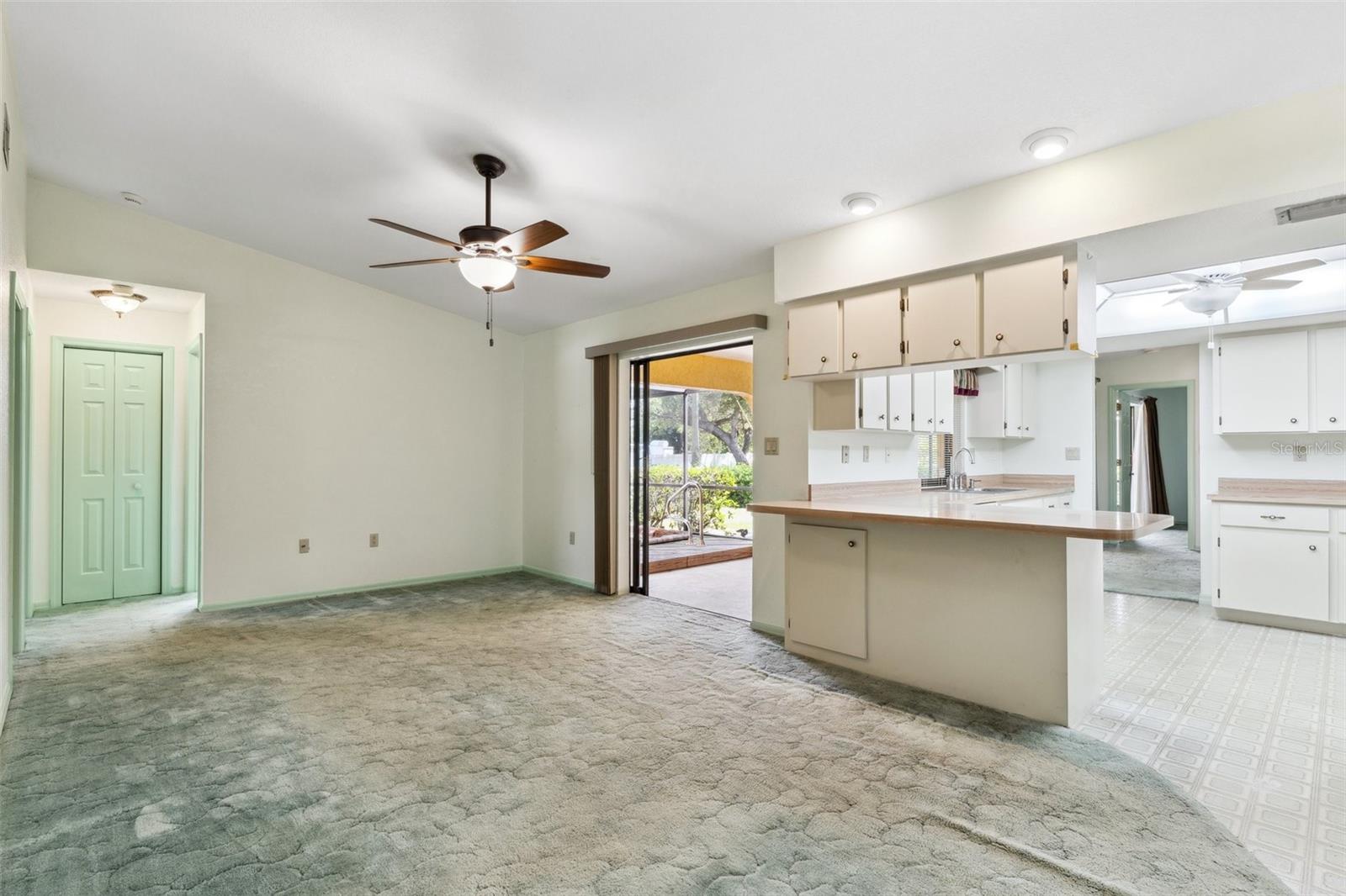 Image 9 of 52 For 2192 Hyatt Drive