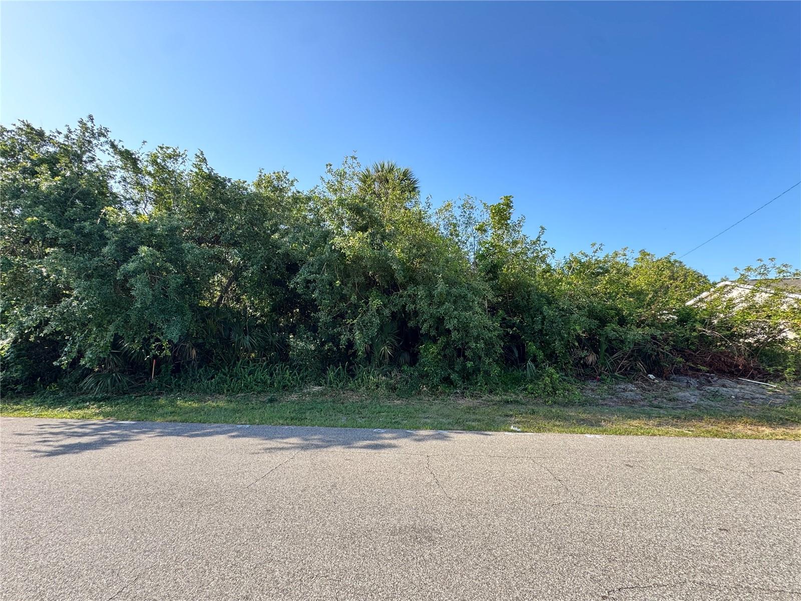 Image 2 of 4 For 18411 Evenglow Avenue