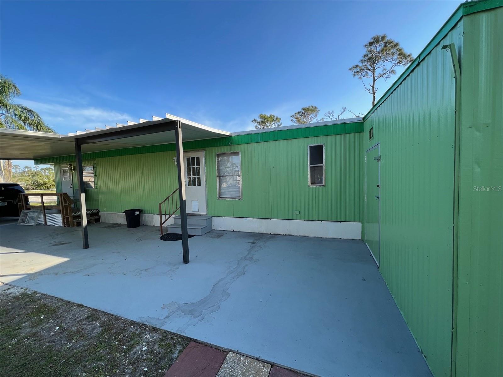 Image 3 of 13 For 15357 Orangeade Drive