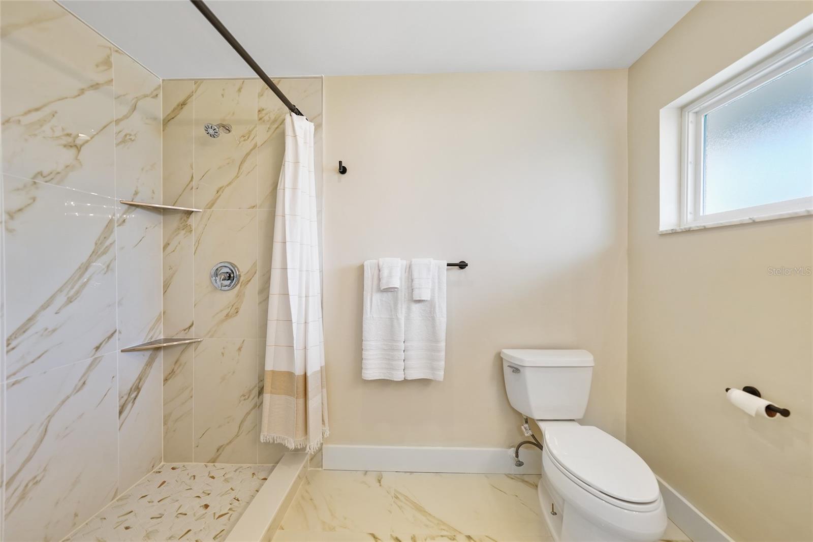 Image 25 of 45 For 530 Matares Drive