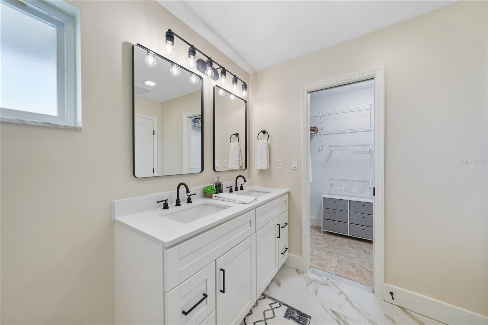 Image 27 of 45 For 530 Matares Drive