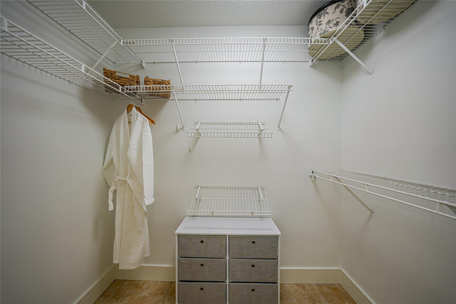 Image 28 of 45 For 530 Matares Drive