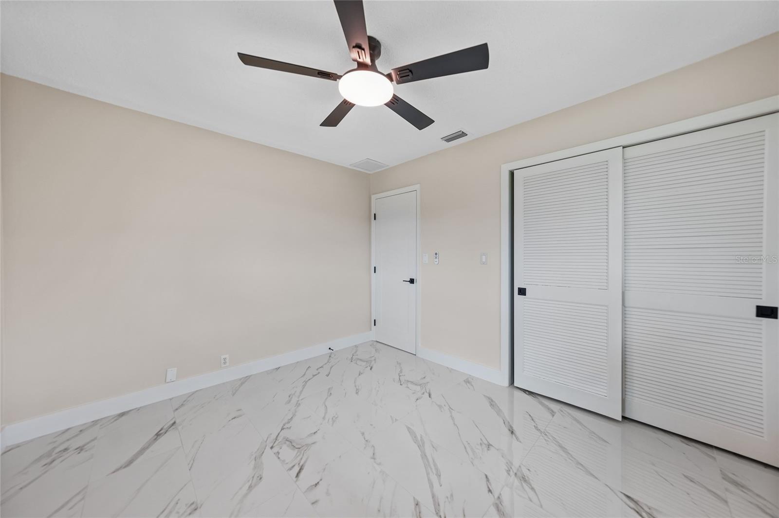 Image 33 of 45 For 530 Matares Drive