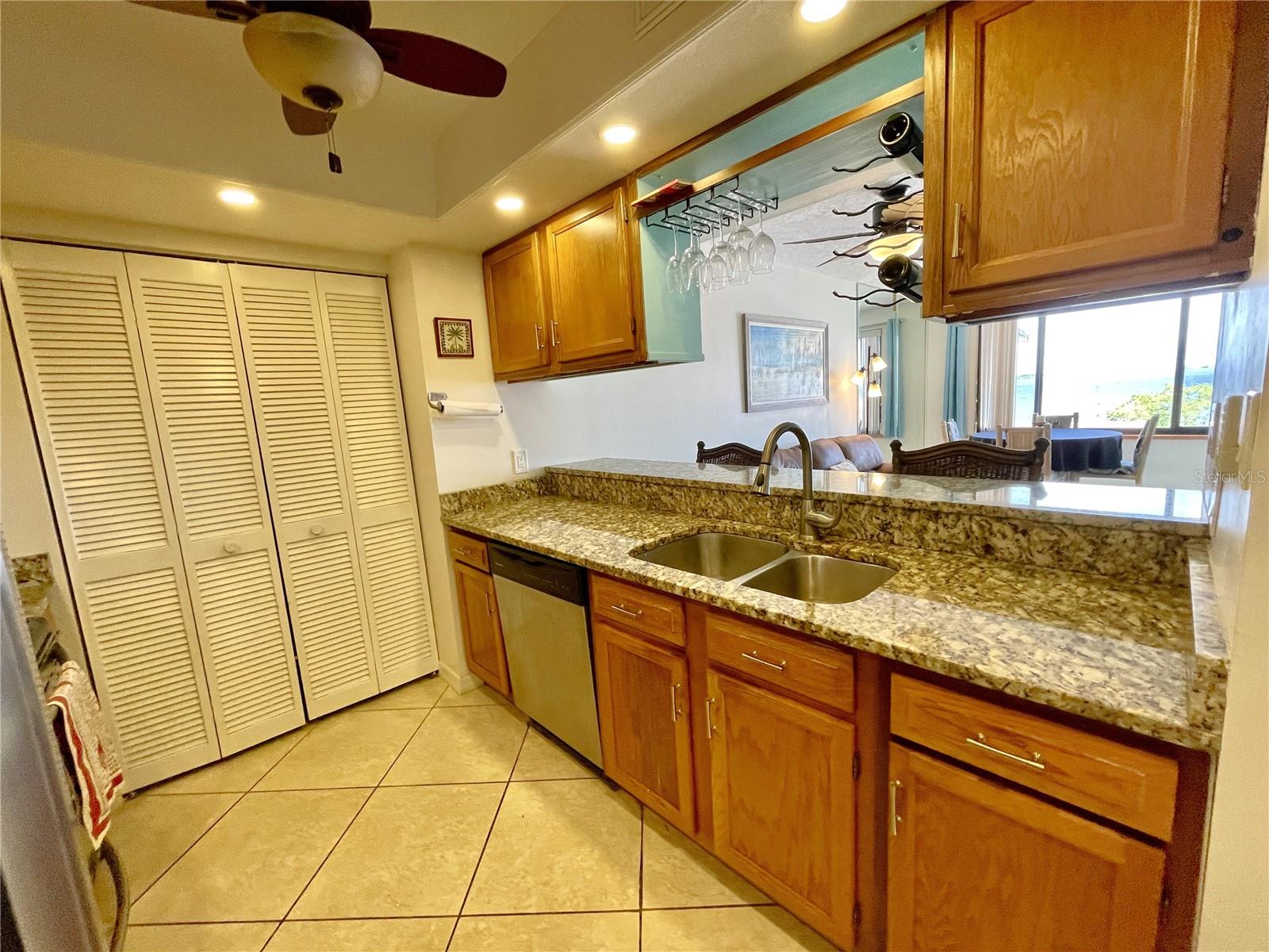Image 12 of 67 For 25188 Marion Avenue F307