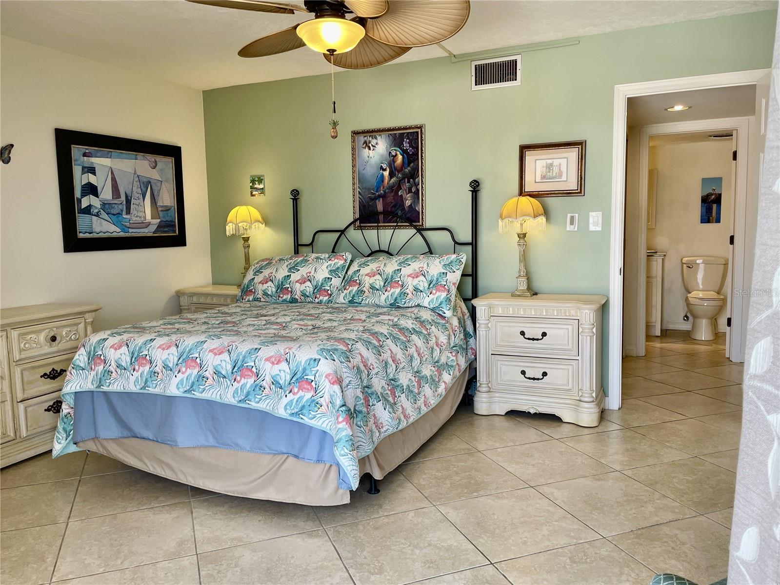 Image 30 of 67 For 25188 Marion Avenue F307