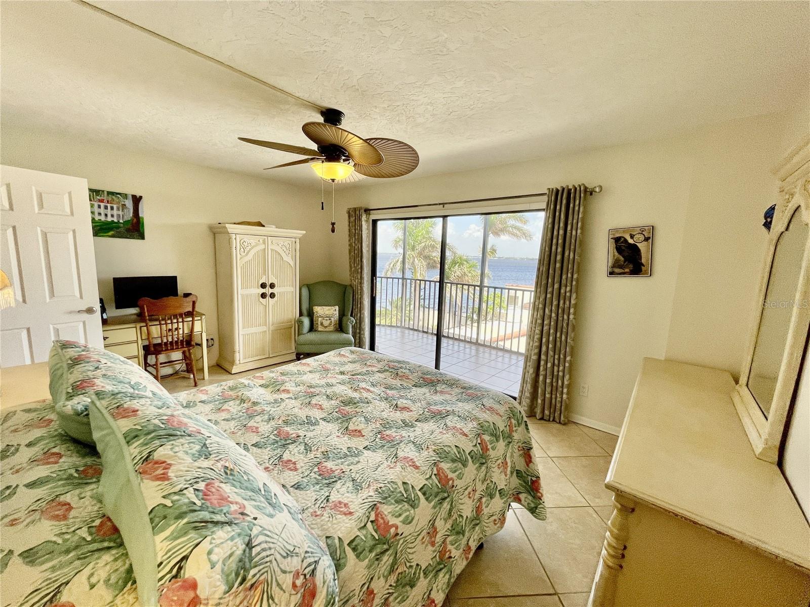 Image 31 of 67 For 25188 Marion Avenue F307