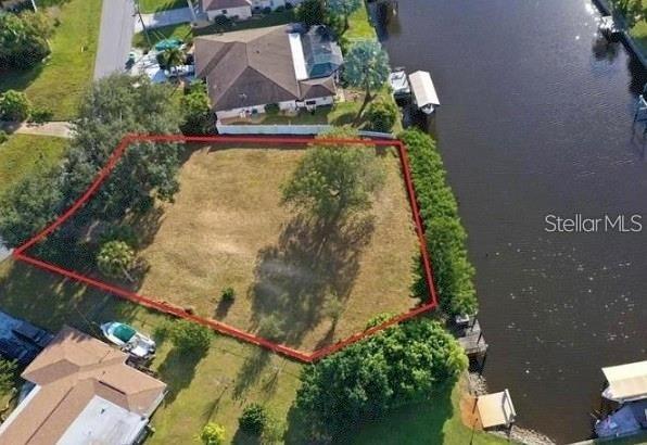 Image 3 of 6 For 550 Tarpon Boulevard Nw