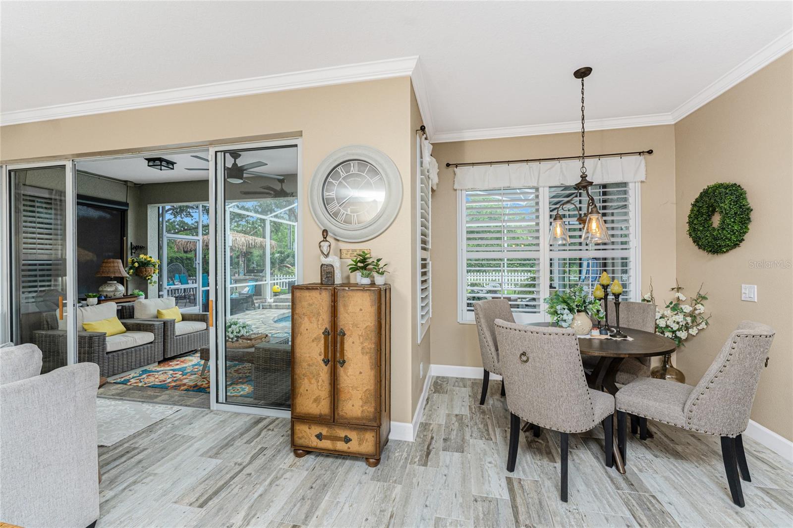 Image 16 of 91 For 1814 Pinyon Pine Drive