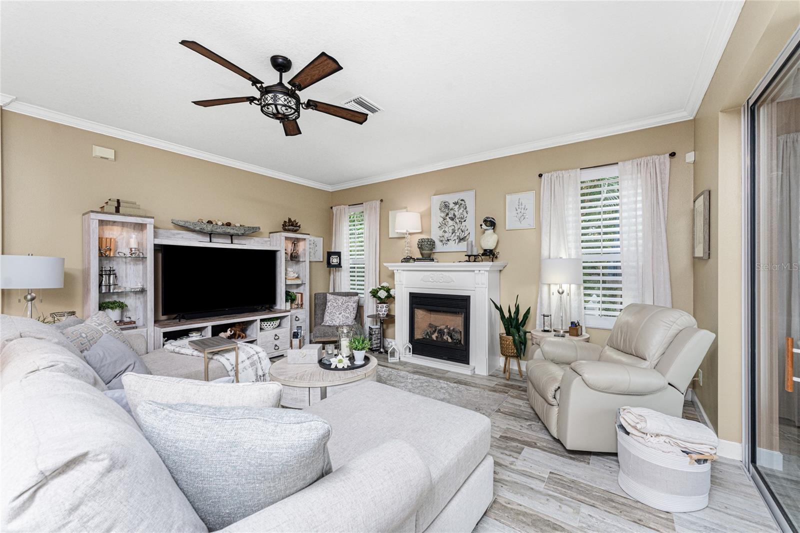 Image 21 of 91 For 1814 Pinyon Pine Drive