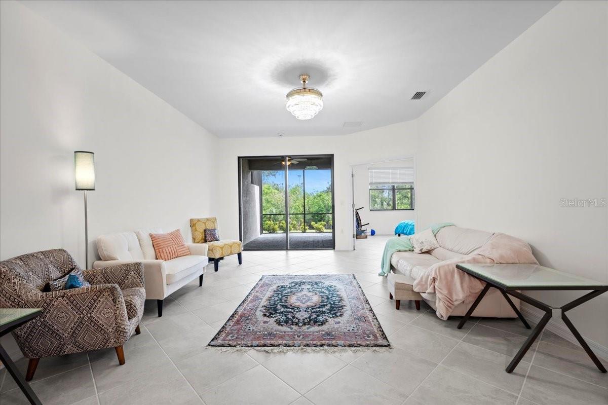 Image 11 of 24 For 2112 Bonito Way