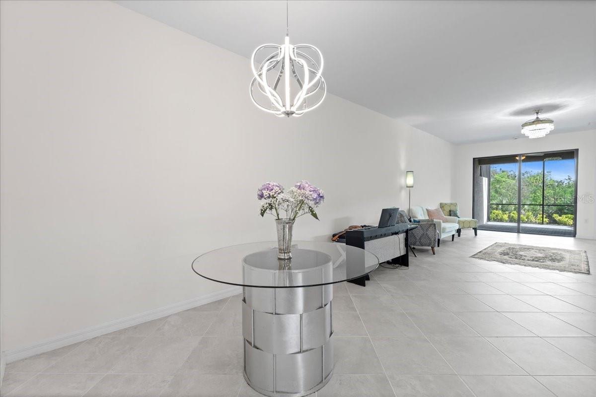 Image 9 of 24 For 2112 Bonito Way