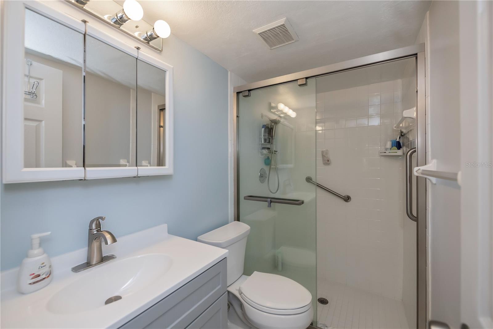 Image 3 of 38 For 1051 Forrest Nelson Boulevard 104