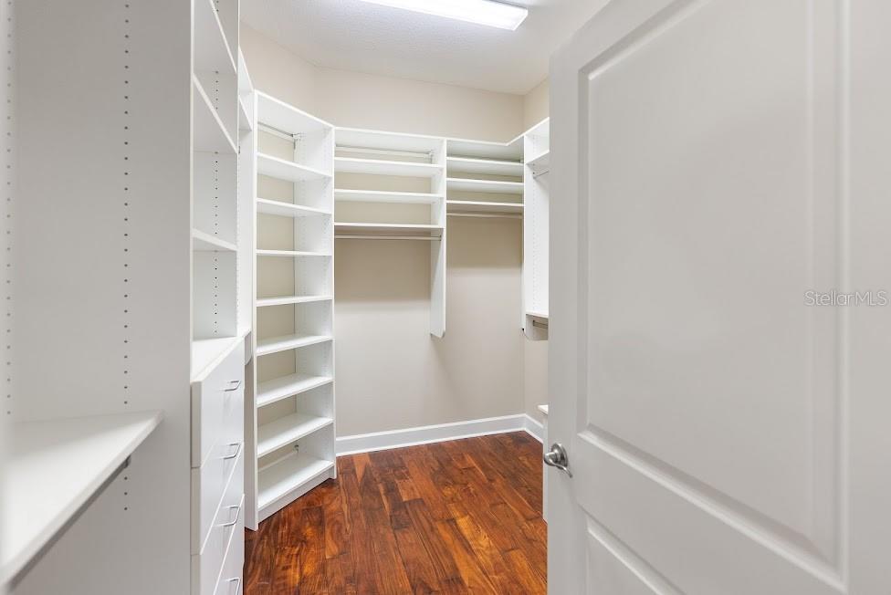 Image 19 of 49 For 8725 Amaretto Avenue