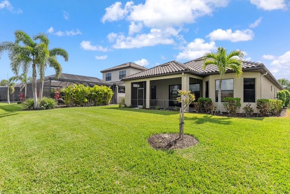 Image 38 of 49 For 8725 Amaretto Avenue