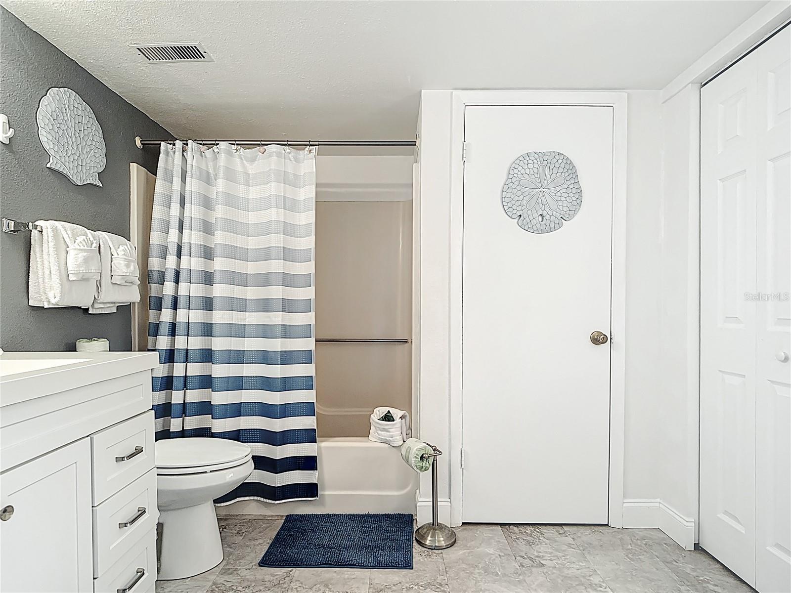 Image 22 of 40 For 8701 Estero Boulevard 501