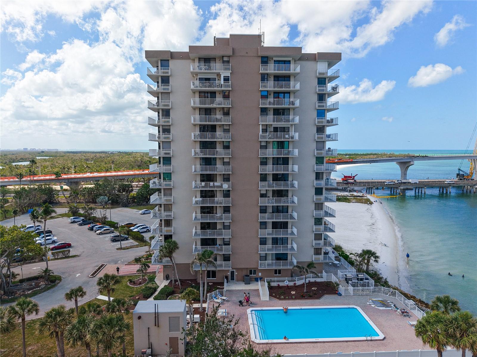 Image 33 of 40 For 8701 Estero Boulevard 501