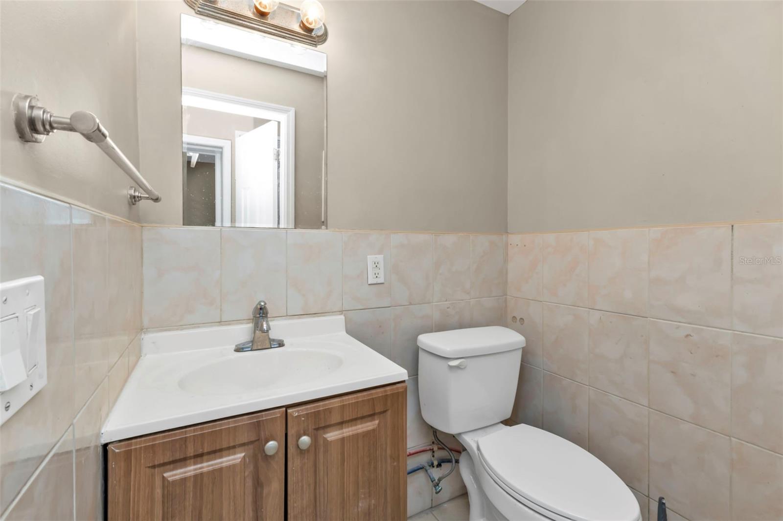 Image 10 of 23 For 21242 Coulton Avenue