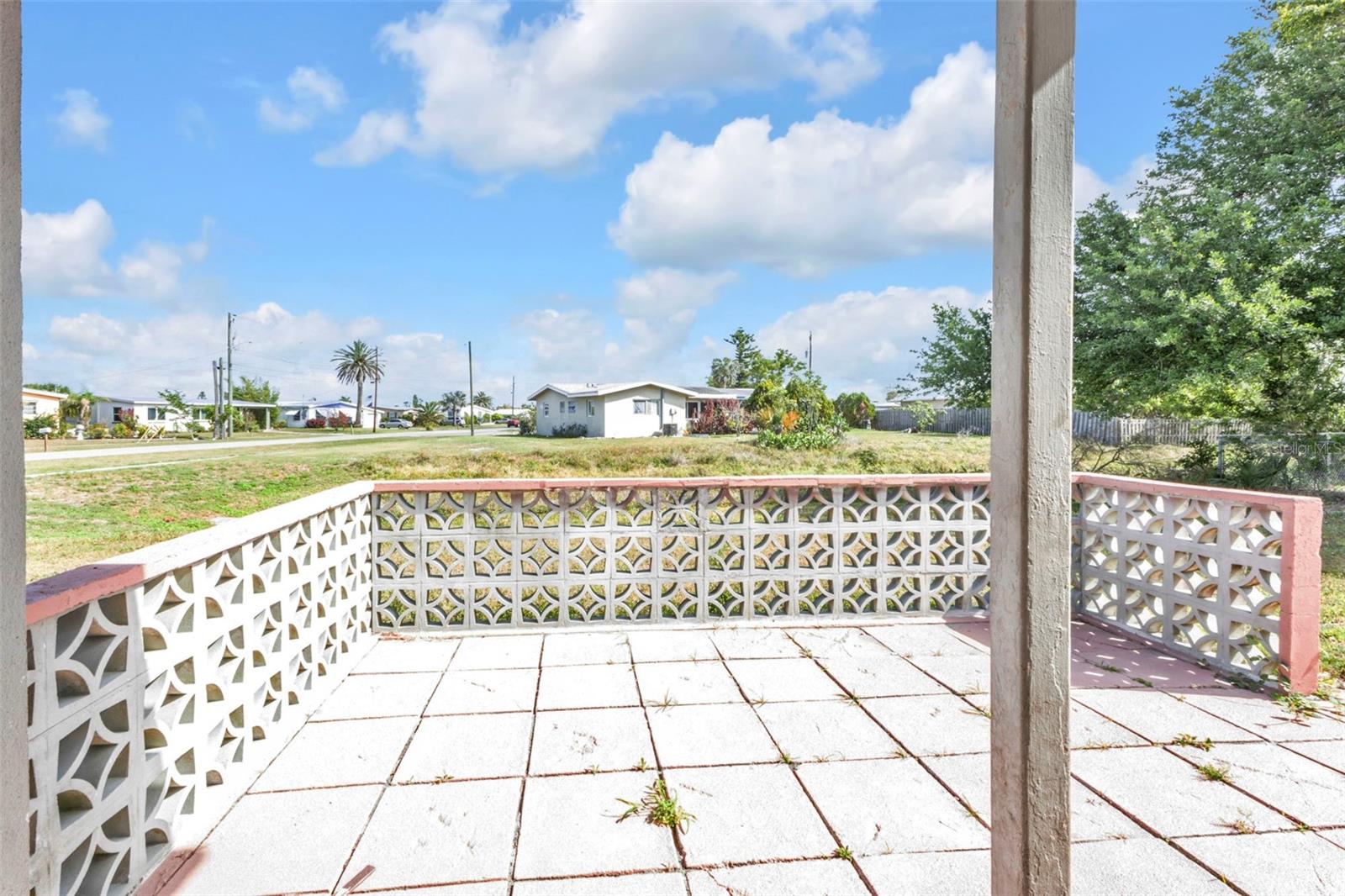 Image 14 of 23 For 21242 Coulton Avenue