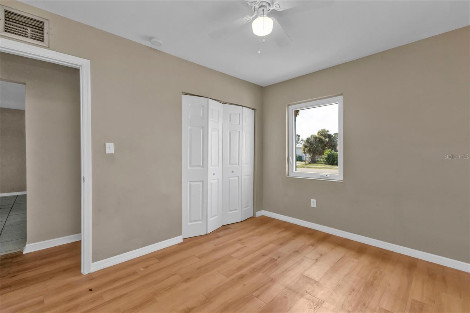 Image 17 of 23 For 21242 Coulton Avenue