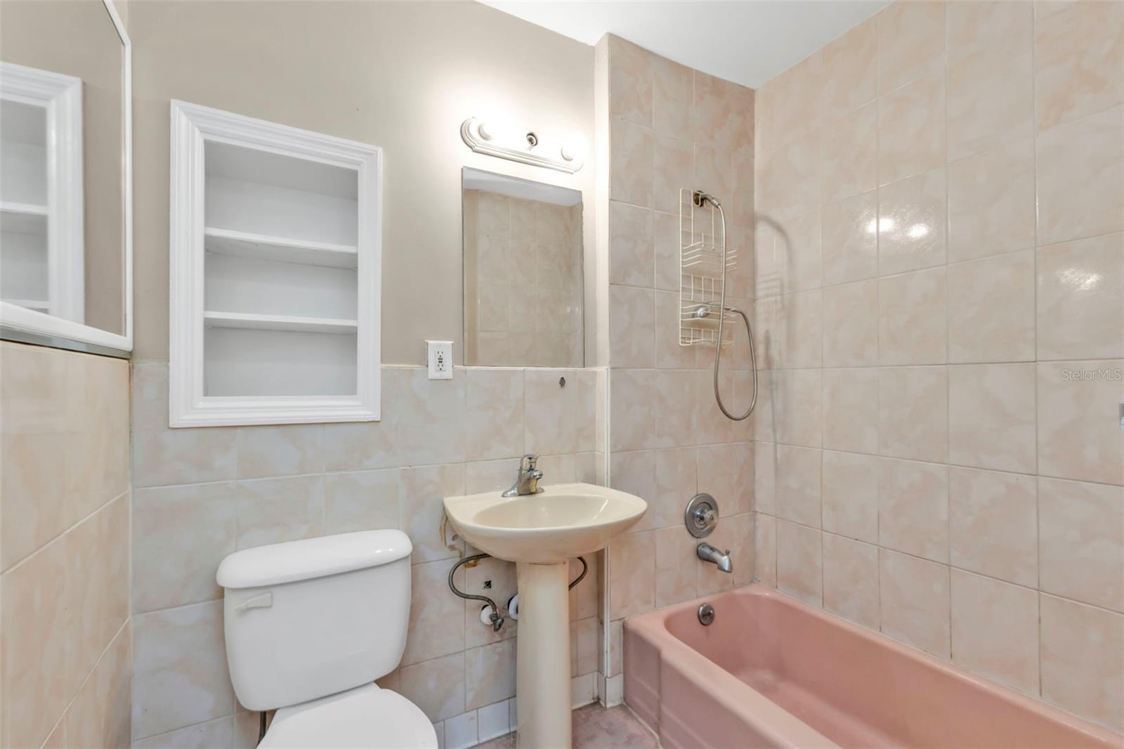 Image 21 of 23 For 21242 Coulton Avenue