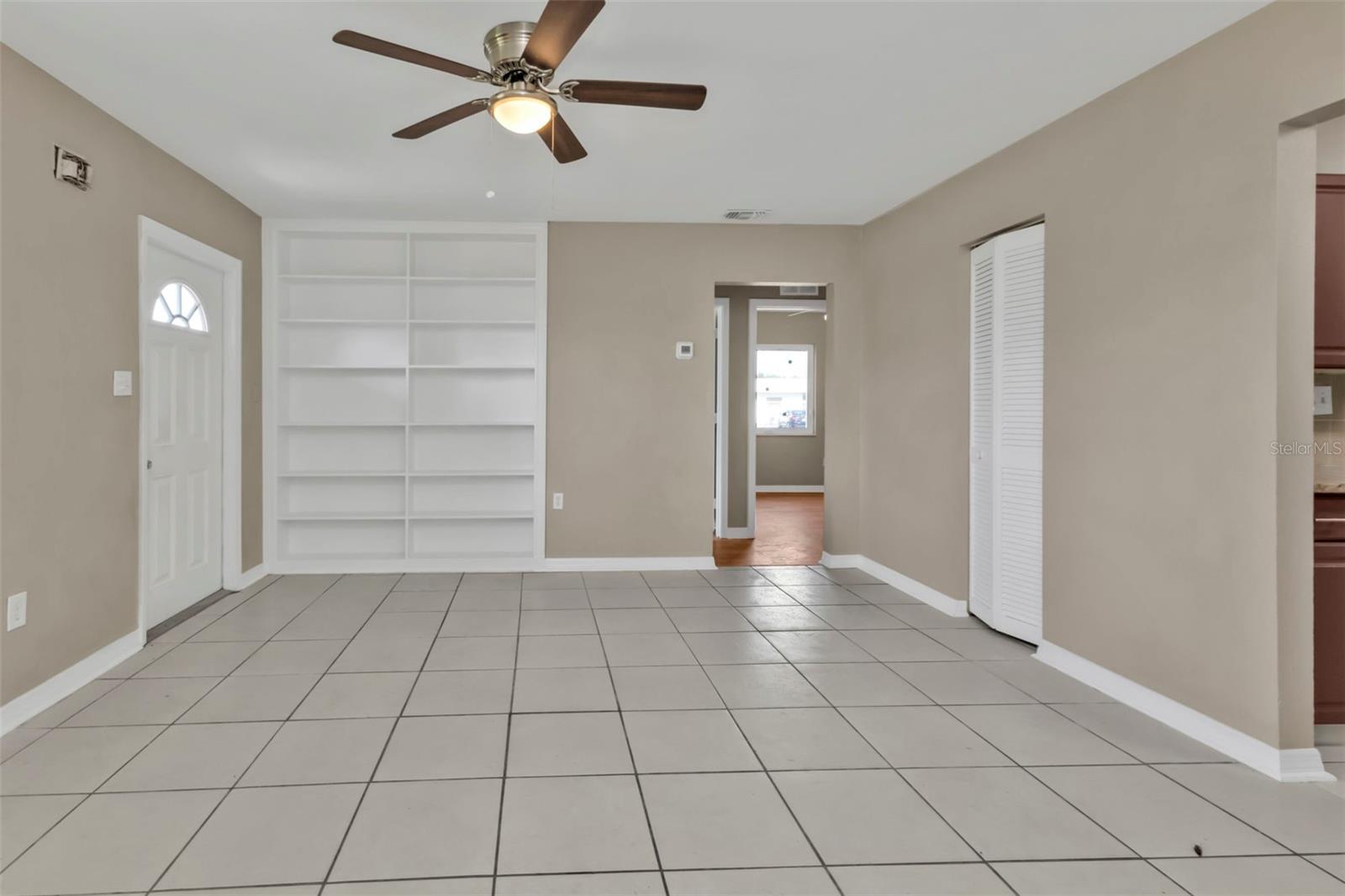 Image 4 of 23 For 21242 Coulton Avenue