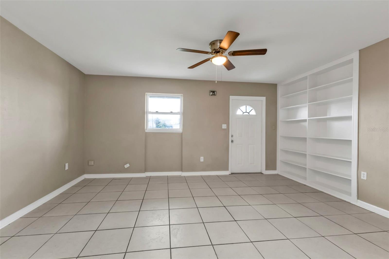 Image 5 of 23 For 21242 Coulton Avenue