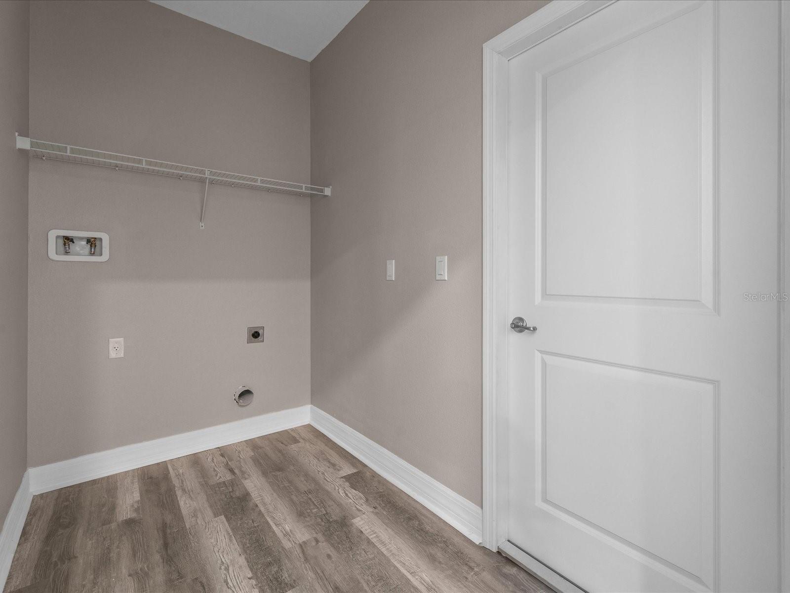 Image 24 of 28 For 4343 Killdeer Terrace