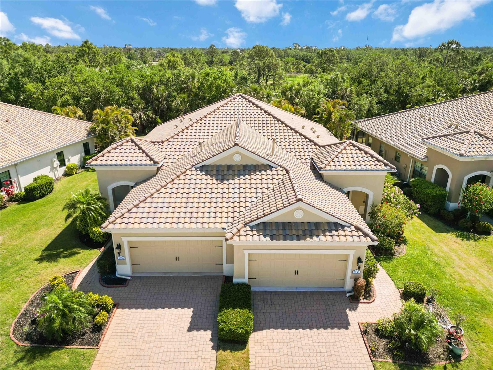 Details for 1230 Collier Place, VENICE, FL 34293
