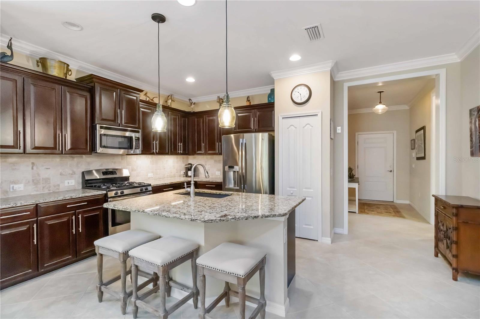Image 15 of 68 For 1230 Collier Place