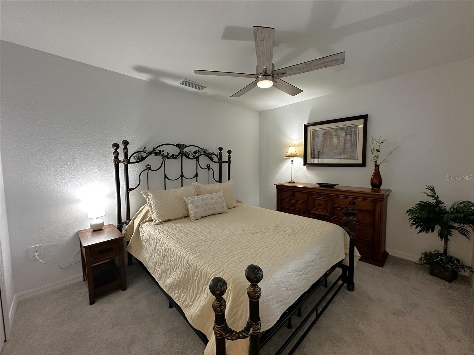 Image 16 of 53 For 14241 Heritage Landing Boulevard 1823