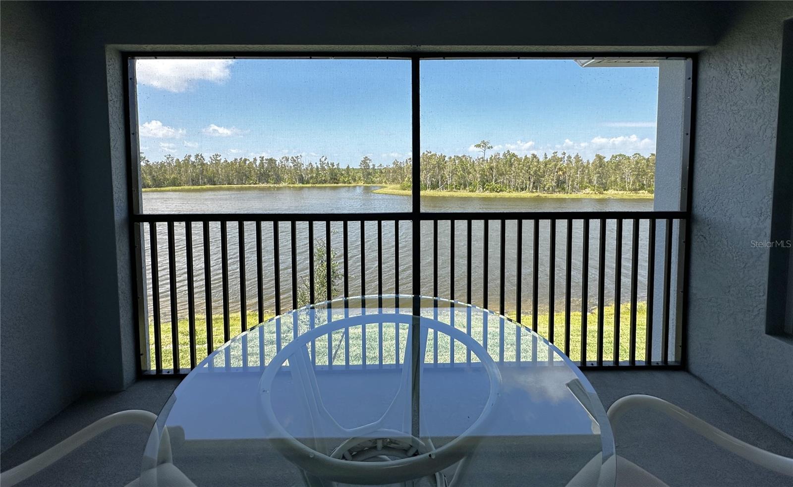 Image 22 of 53 For 14241 Heritage Landing Boulevard 1823