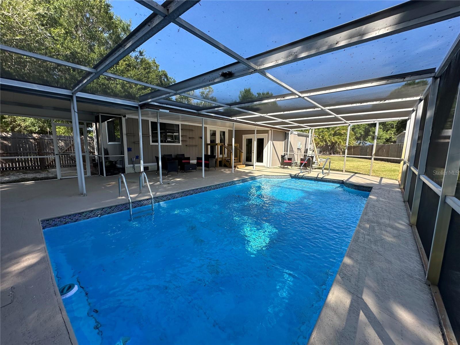Image 2 of 5 For 1501 Plum Drive