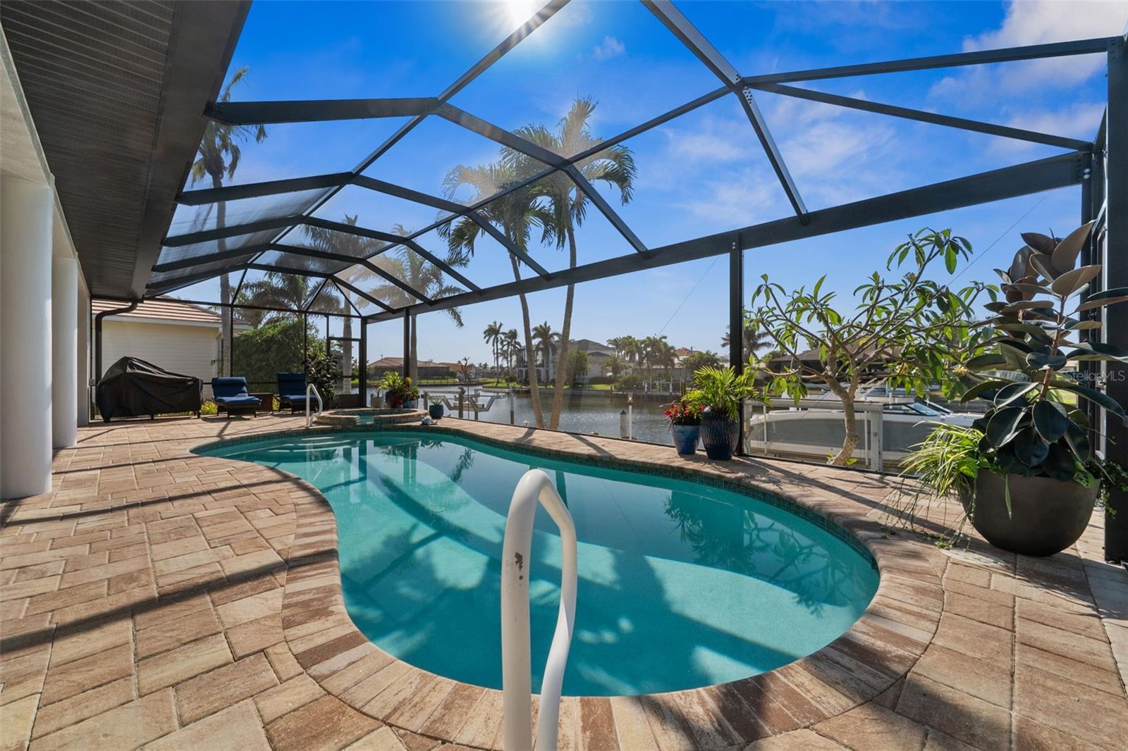 Image 3 of 41 For 529 La Caruna Court