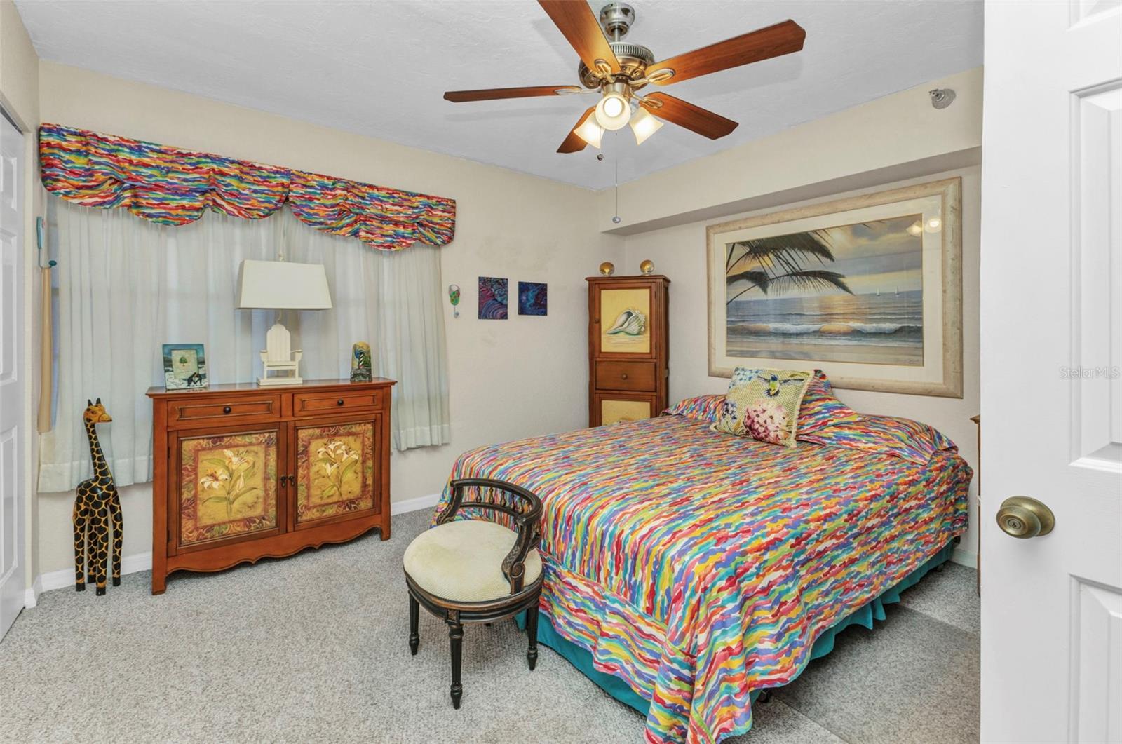 Image 19 of 89 For 23465 Harborview Road 842