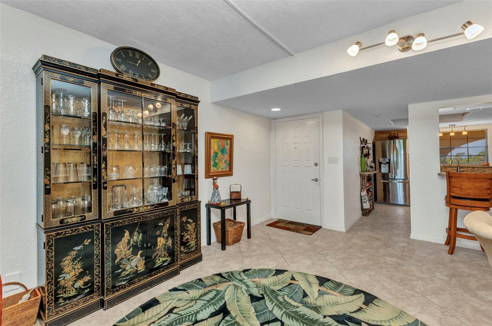 Image 4 of 89 For 23465 Harborview Road 842