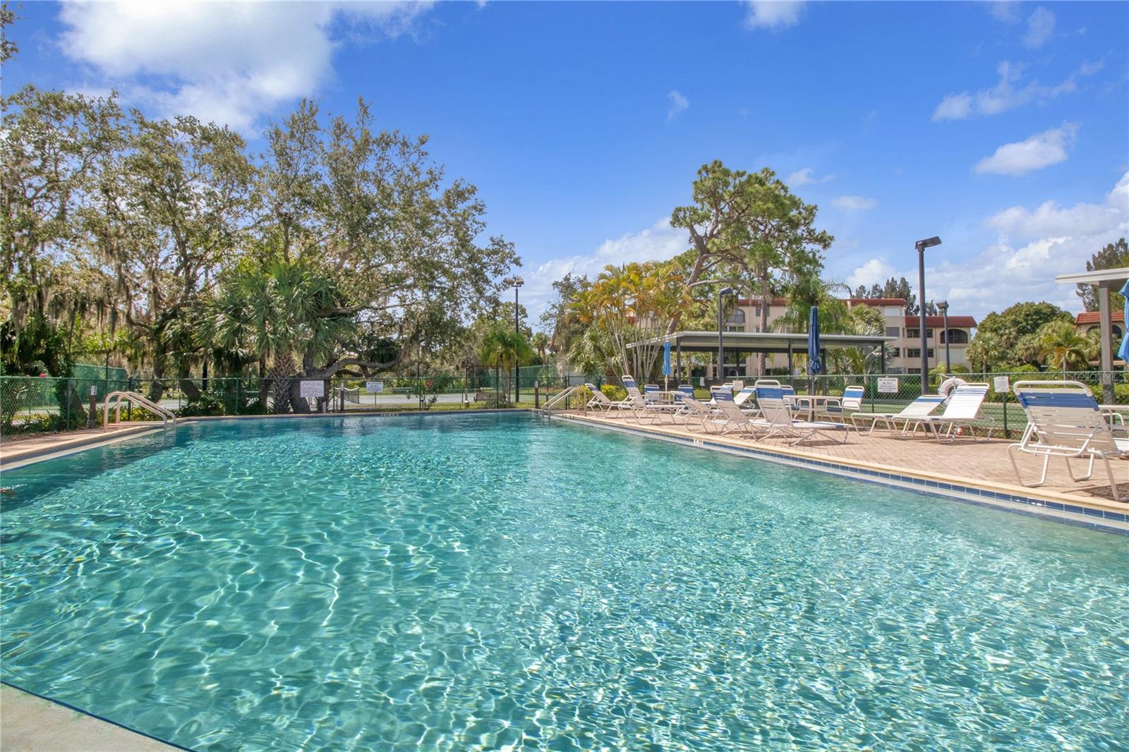 Image 43 of 89 For 23465 Harborview Road 842