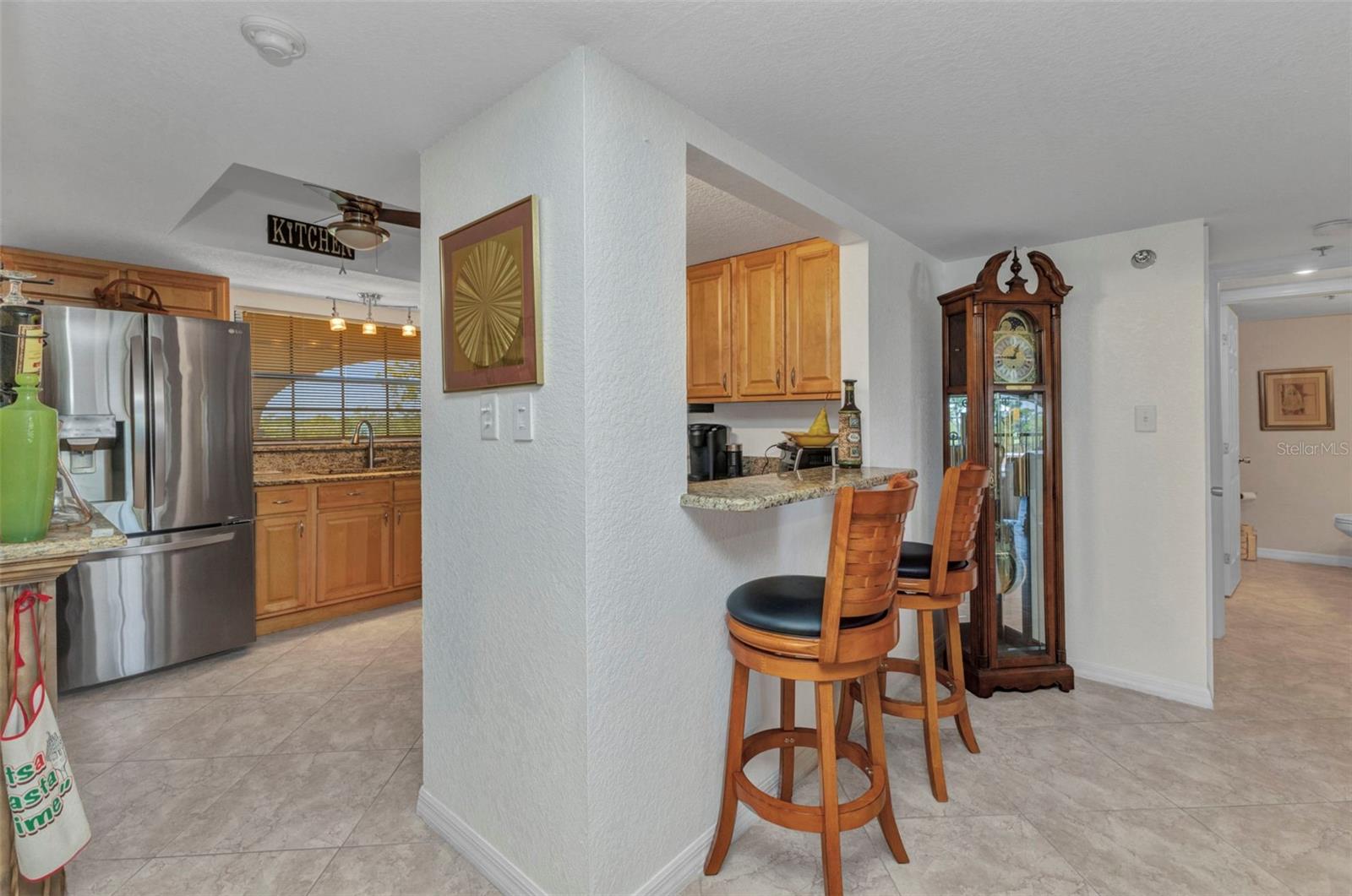Image 7 of 89 For 23465 Harborview Road 842