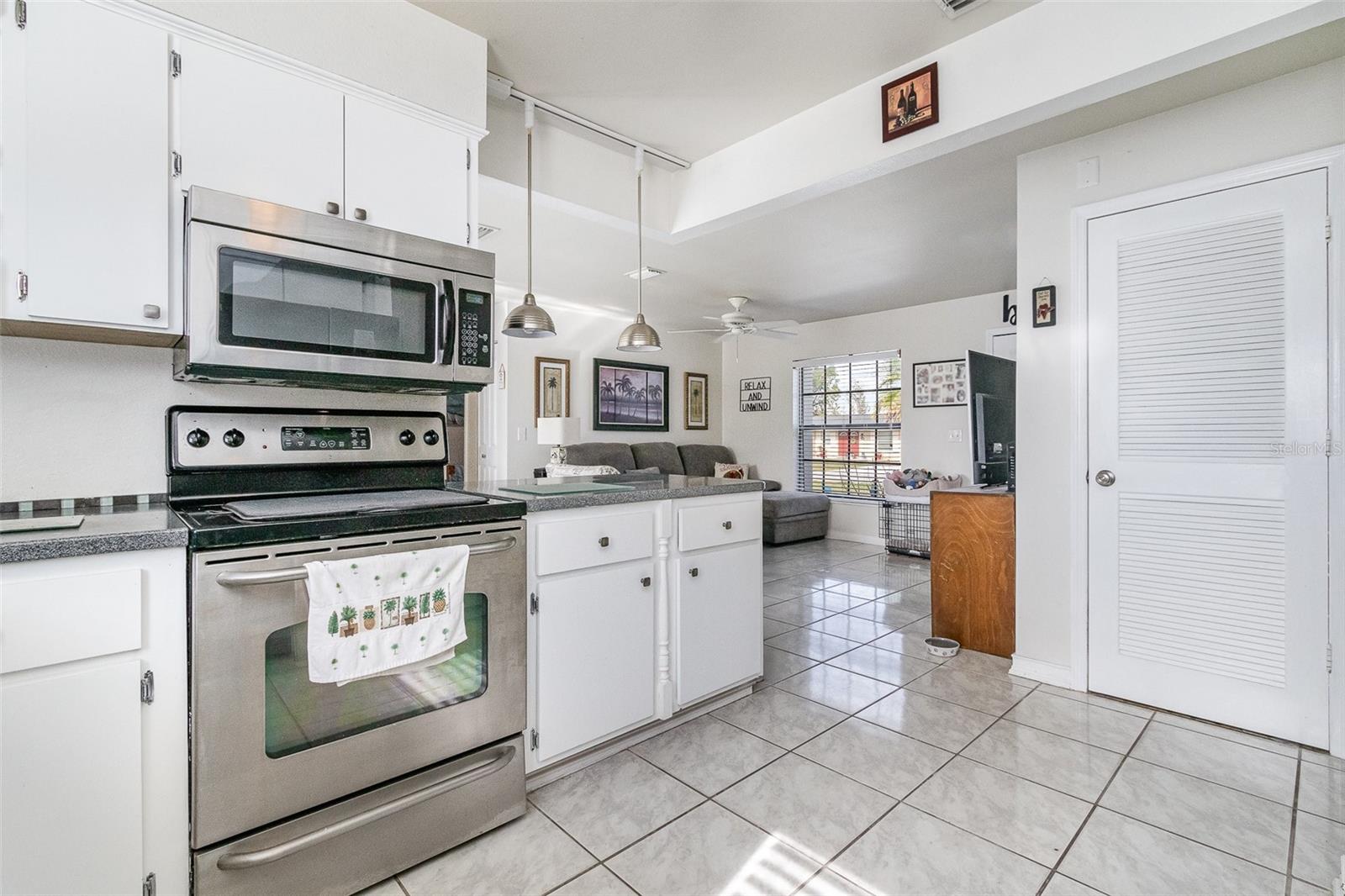 Image 8 of 29 For 242 Seminole Boulevard Nw