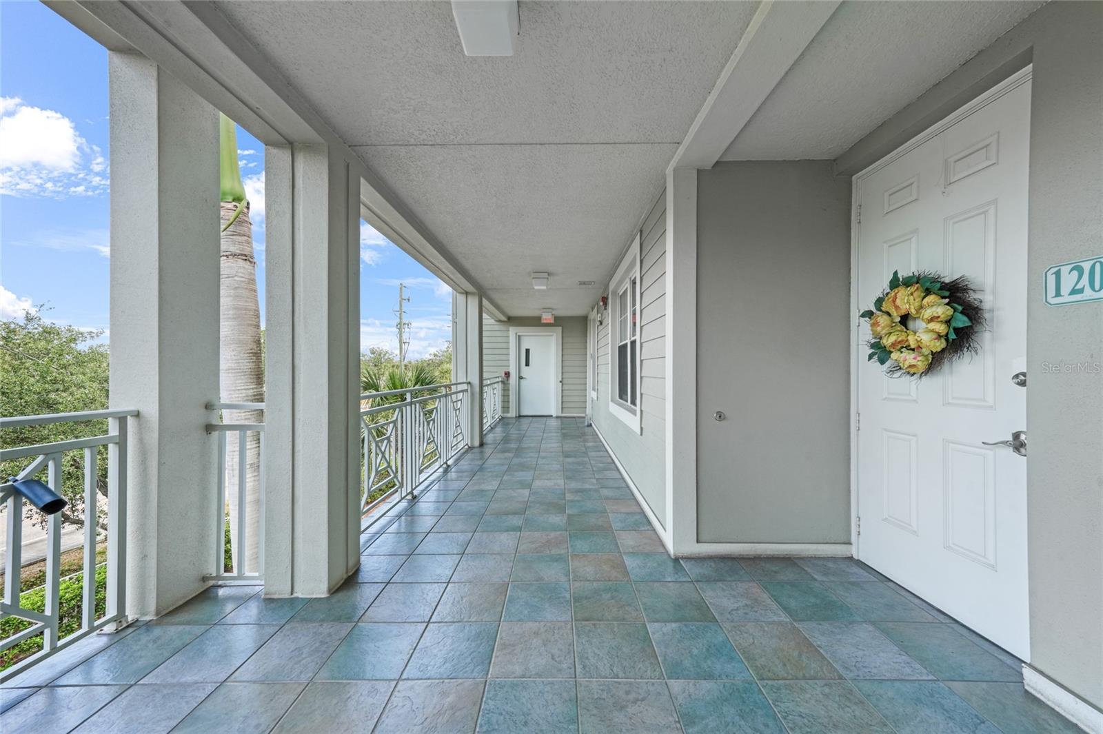 Image 4 of 40 For 5114 Melbourne Street A202
