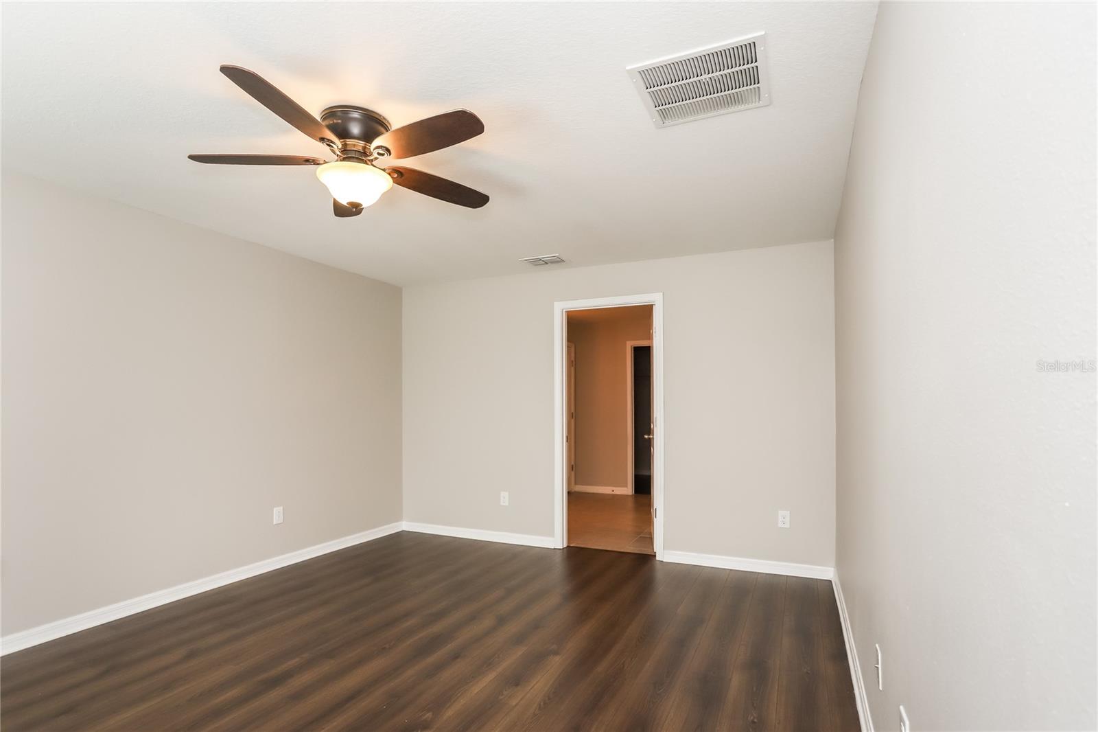 Image 6 of 15 For 10204 Carloway Hills Drive